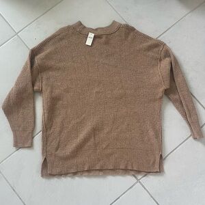 Aerie Women’s Tan Crewneck Sweater Size X-Small New With Tags Feel free